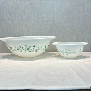 Vtg Pyrex Green Ivy Cinderella Bowls Chip Dip Set Small Large 4 Qt, 1.5 Qt 1960s